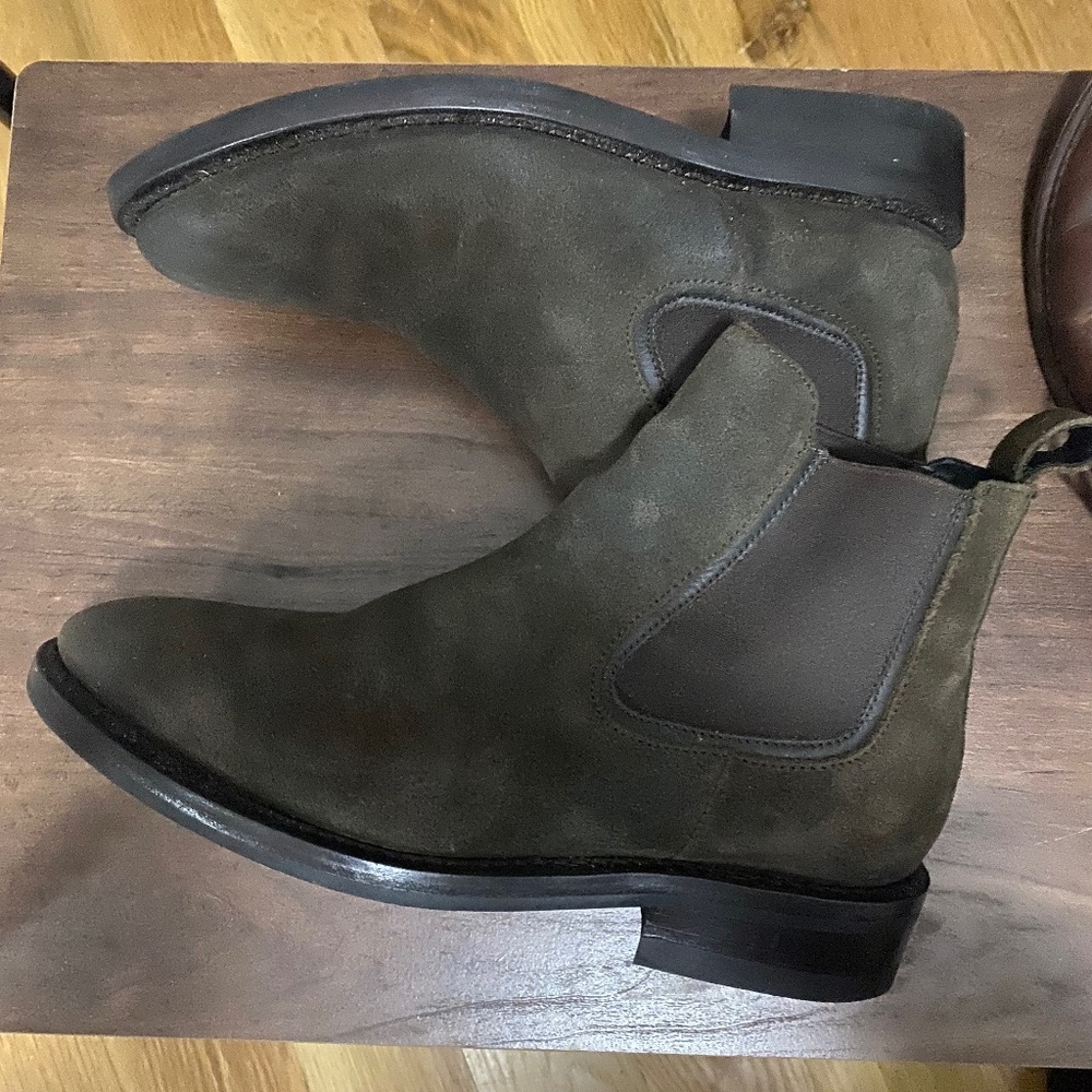 Thursday Boot Duke in Dark Olive Suede